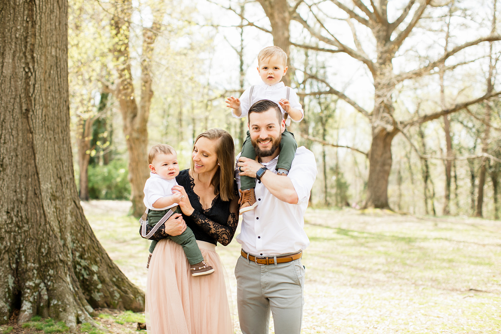 spring family photo